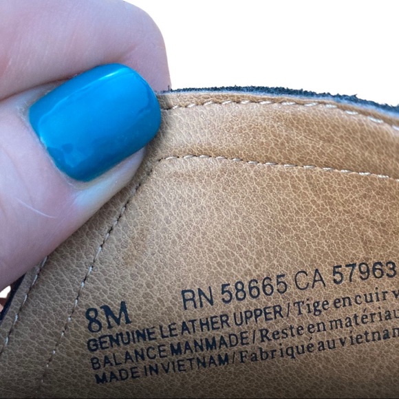 SUSINA black suede booties - Picture 9 of 9